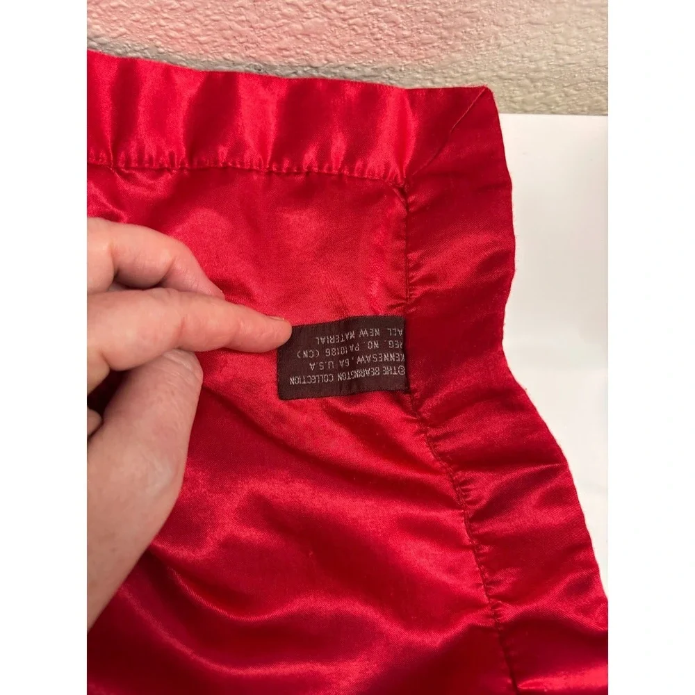 FAST SHiP Bearington Collection Lovey Ladybug Satin Trim Security Blanket Red